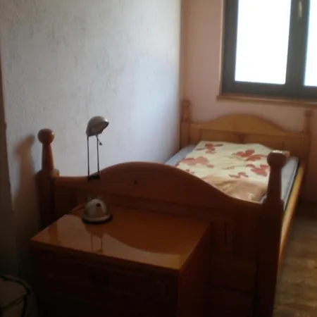 Ferienwohnung * 트로기르
